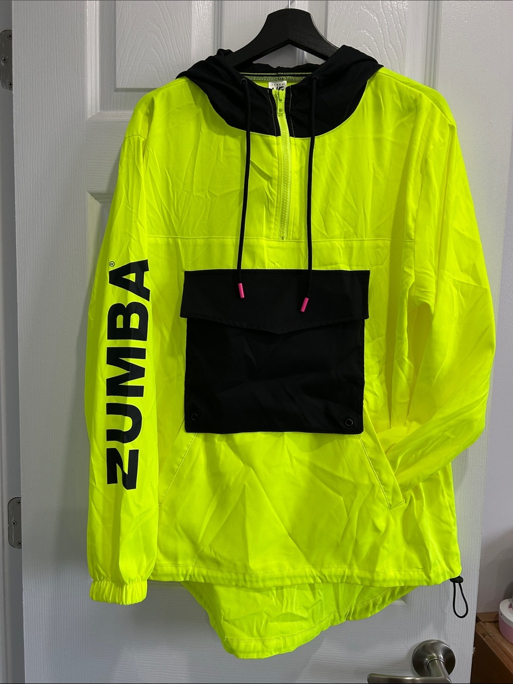 NWOT Zumba Neon Yellow and Black Pullover Windbreaker